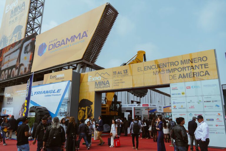 alquiler de vehículos 4x4 para minería